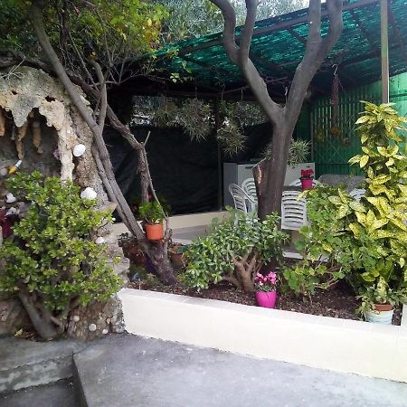 Villino Anna Villa อิมเปรีอา ภายนอก รูปภาพ